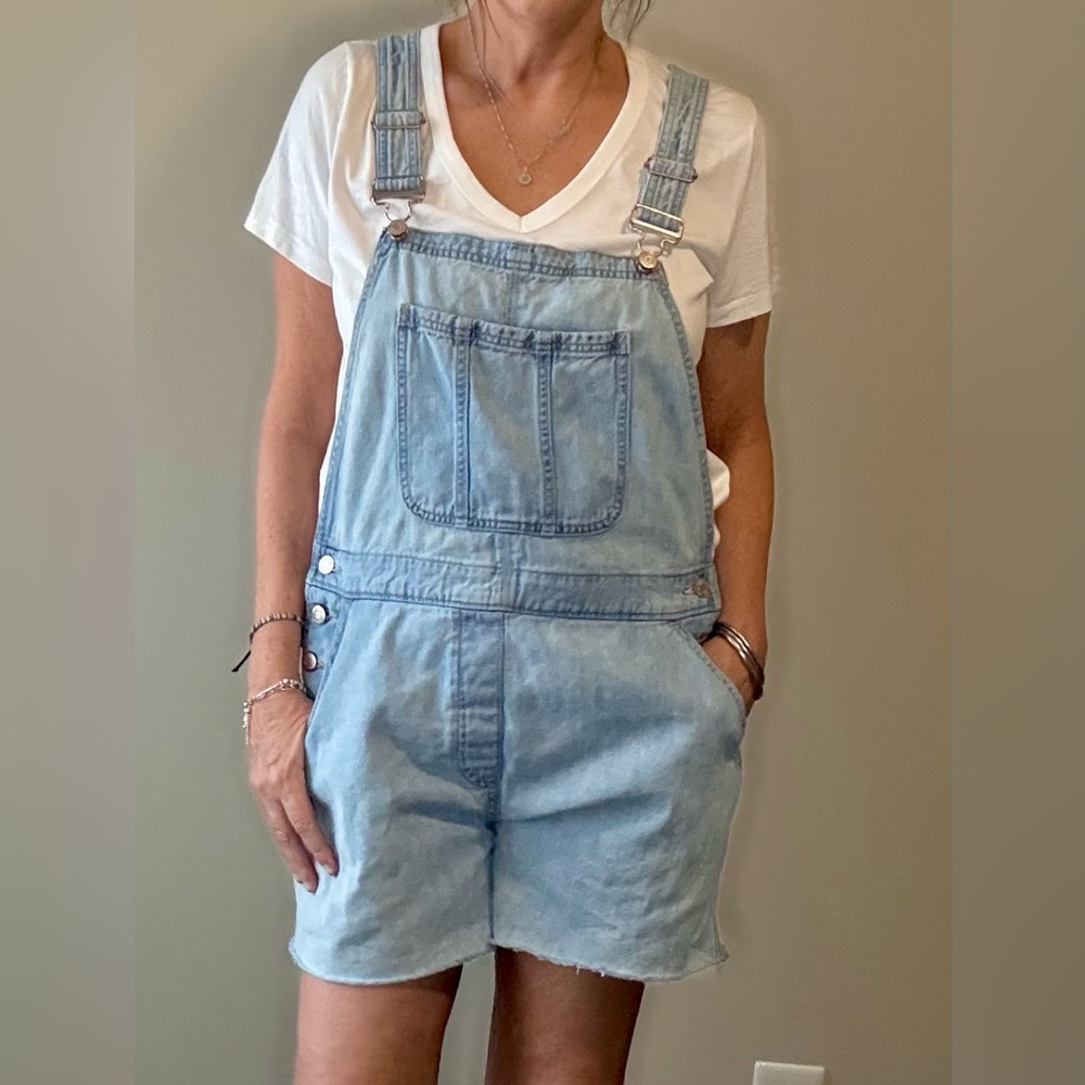 GAP Light Wash Denim Short Overalls